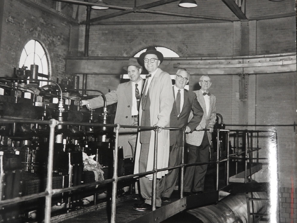 1952